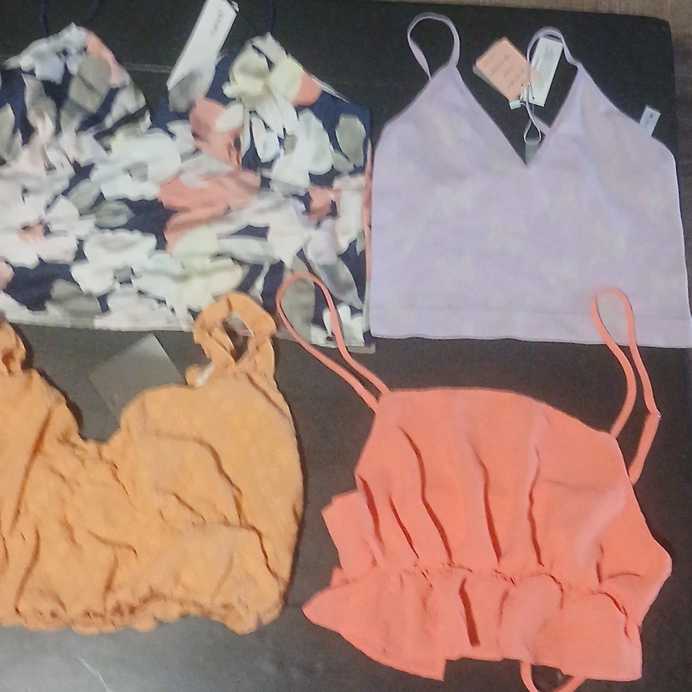 4pcs Bundle of Juniors Crop Top